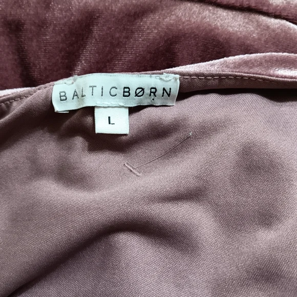 Baltic Born Lilac Purple Velvet One Shoulder Tatiana Maxi Dress - Picture 4 of 4